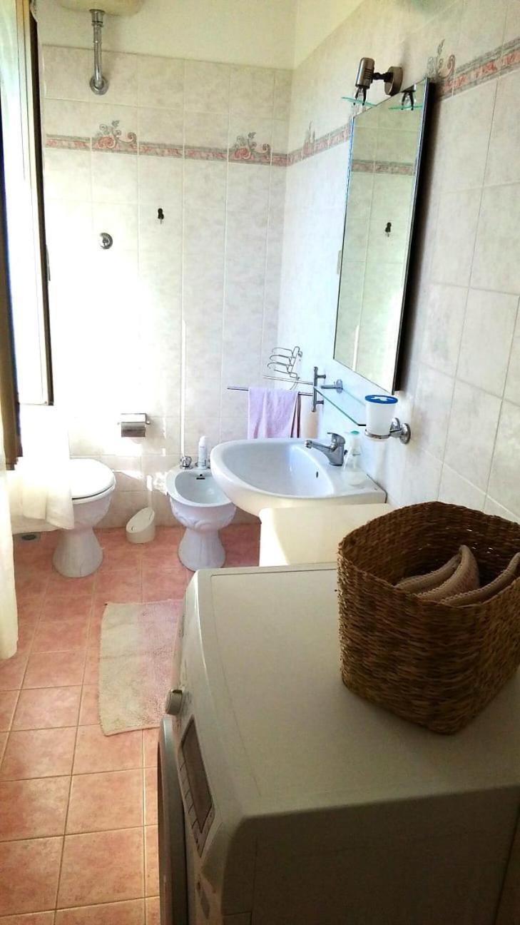 Bouganville A Apartament B&B Civitanova Marche Luaran gambar